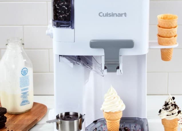 cuisinart ice cream maker making ice cream