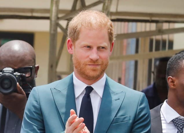 royal news roundup prince harry teal suit