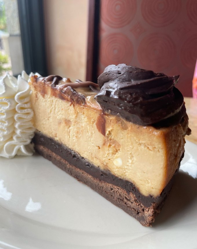 cheesecake factory cheesecakes: caramel pecan turtle cheesecake