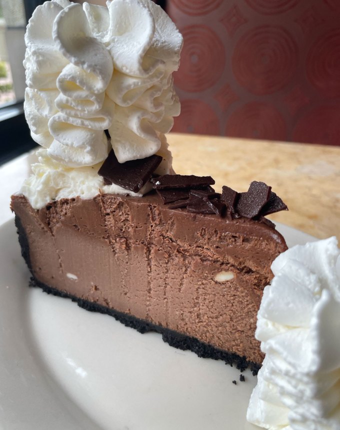 cheesecake factory cheesecakes: chocolate mousse cheesecake