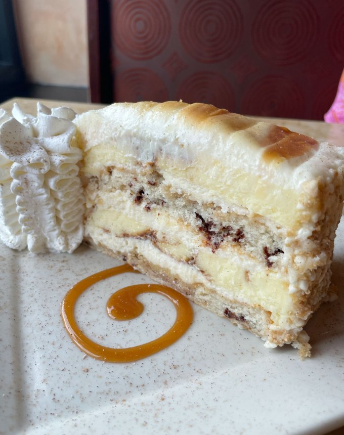 cheesecake factory cheesecakes: cinnamon swirl cheesecake