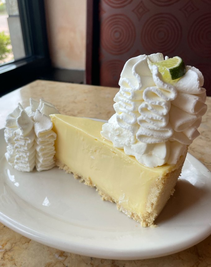 cheesecake factory cheesecakes: key lime cheesecake