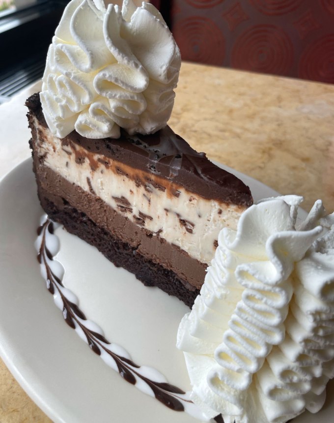 cheesecake factory cheesecakes: tuxedo cheesecake