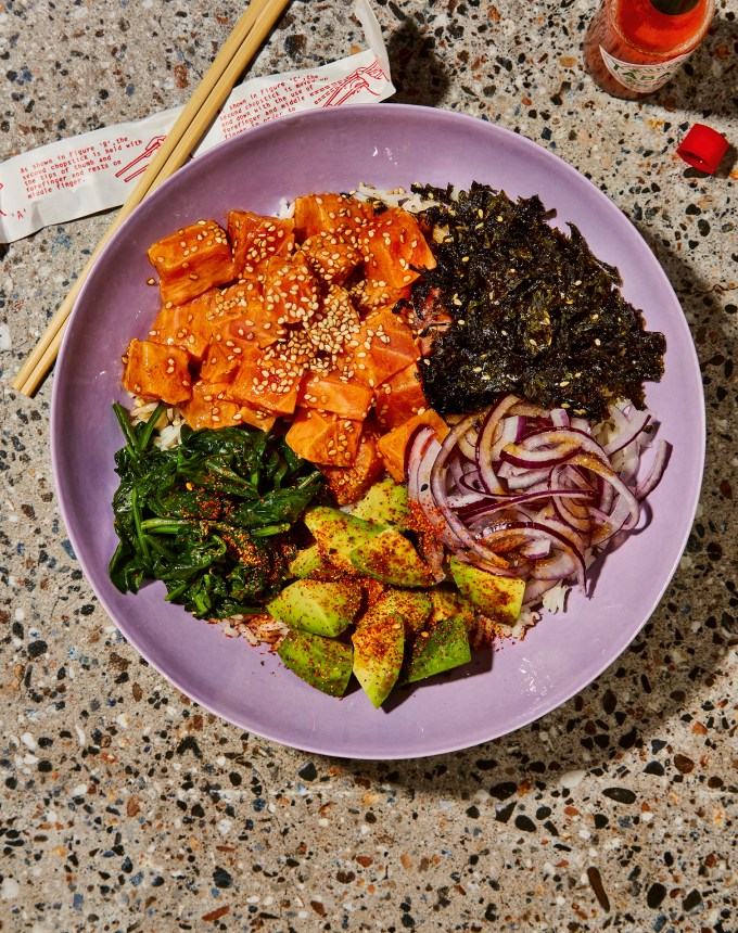 cold dinner ideas: tabasco gochujang salmon bowls