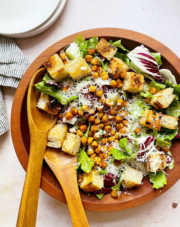 cold dinner recipes: chickpea caesar salad