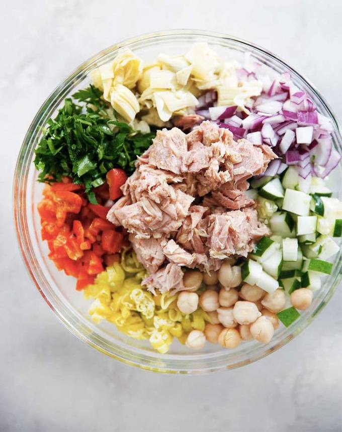 cold dinner recipes: mediterranean tuna salad