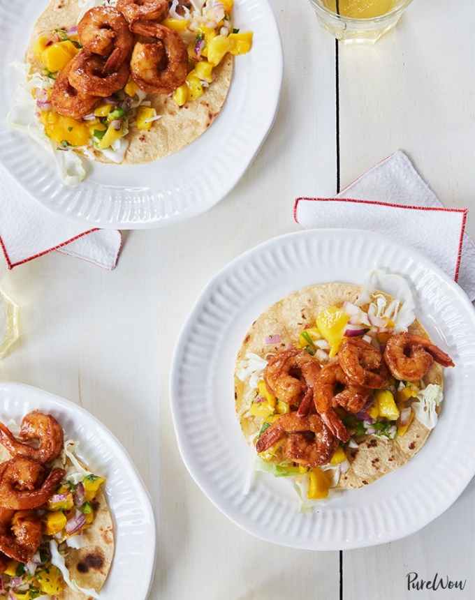 easy dinner recipes: spicy shrimp tacos with mango salsa