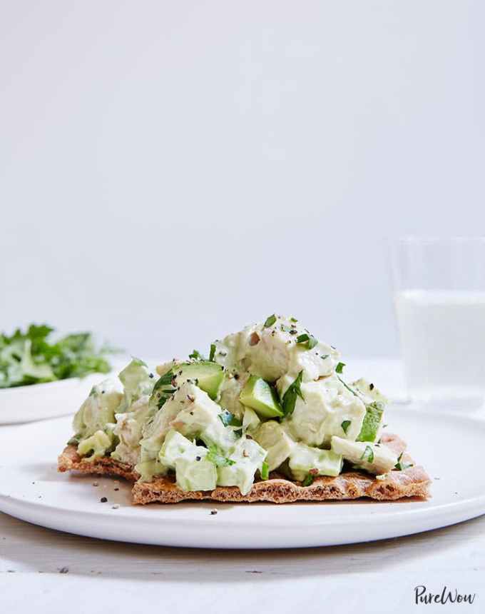 easy lunch ideas: cracker bread topped with avocado chicken salad