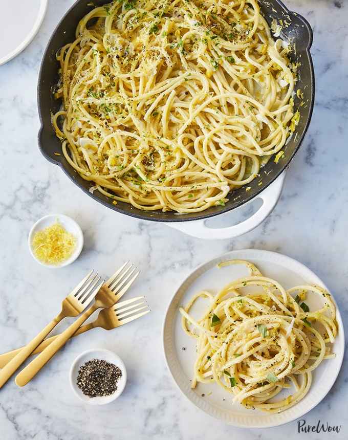 easy lunch ideas: skillet and plate of one-pot 15-minute pasta limone