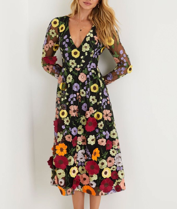 Fall Dresses Under $150: Lulus 3D floral dress