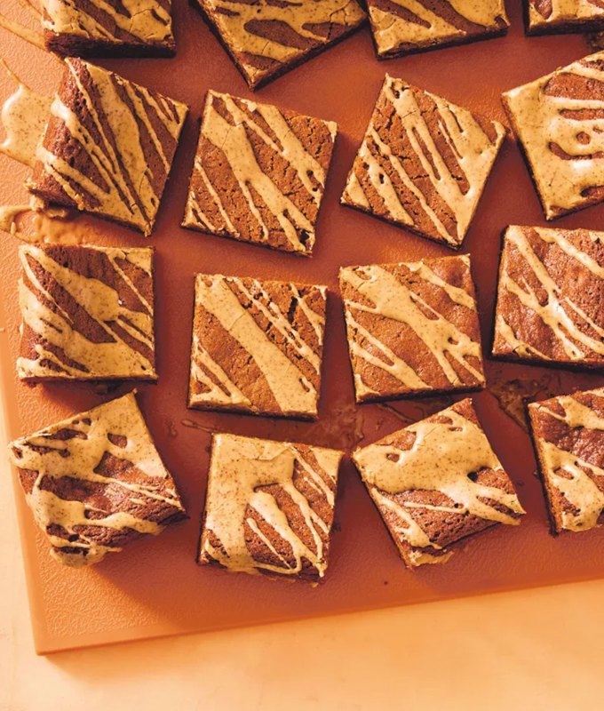 fun things to bake: coffee-glazed molasses bars