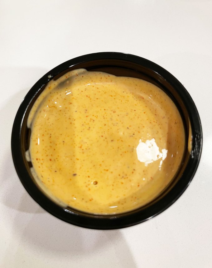 taco bell sauce and dip review: chipotle sauce