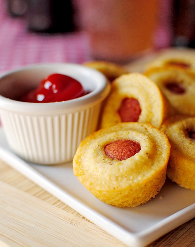 toddler lunch ideas: mini corn dog muffins