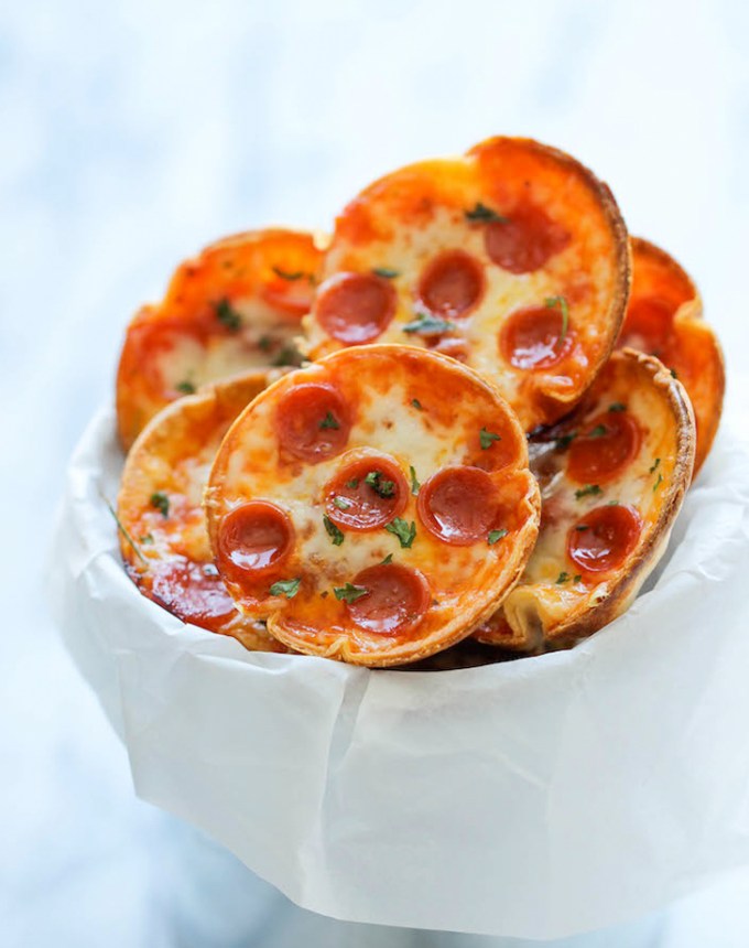 toddler lunch ideas: mini deep dish pizzas